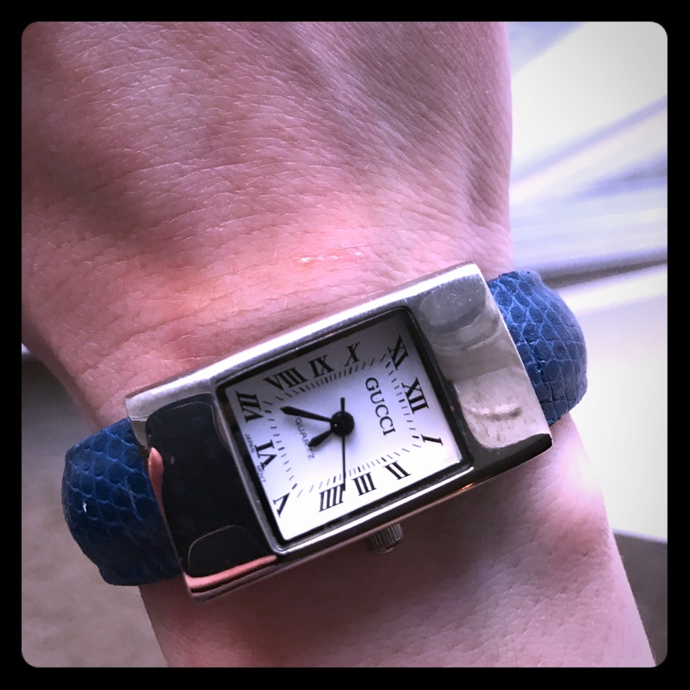 Super rare vintage Gucci watch - women’s watch